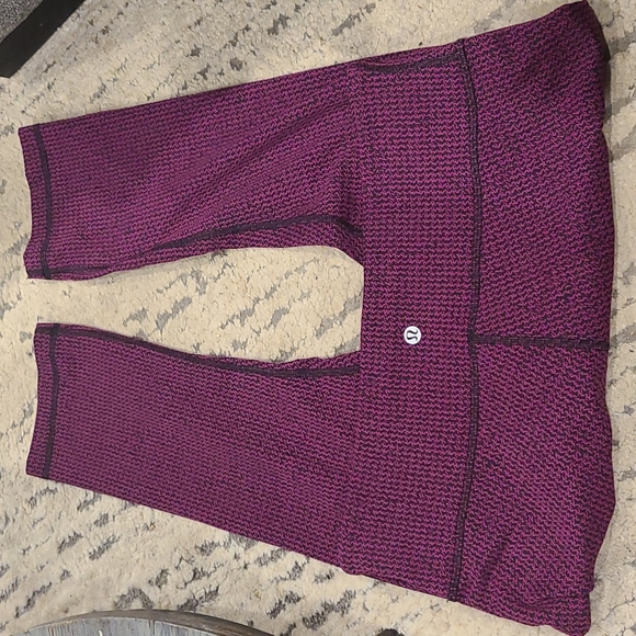 Lululemon Wunder Under Crop III Teeny Tooth Deep Fuchsia Black - Picture 8 of 9